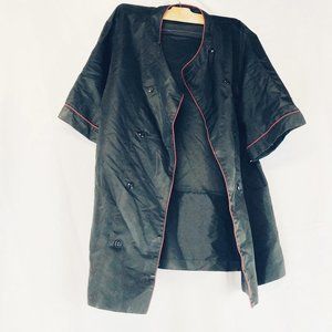 CHIC-FIL-A Team Apparel Medium Button-Down Shirt M